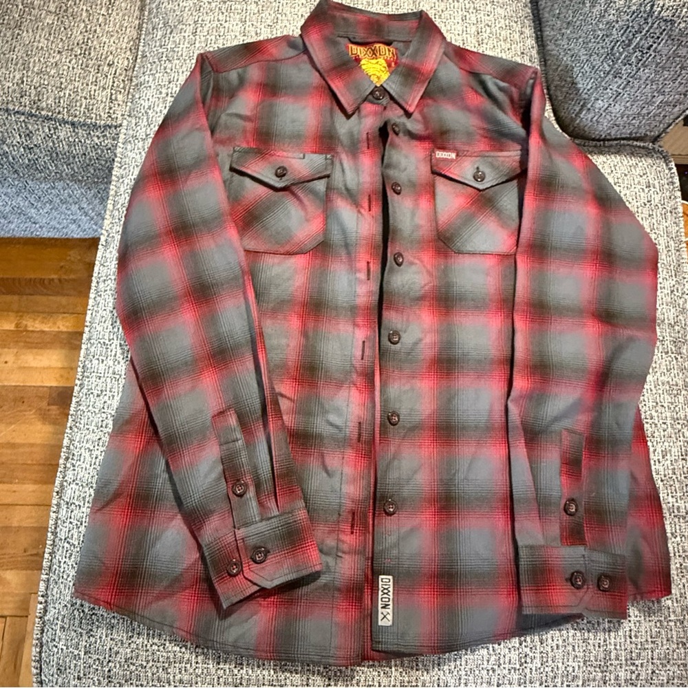 Men's MEDIUM Red & Gray Plaid Button-Up Shirt Jacket